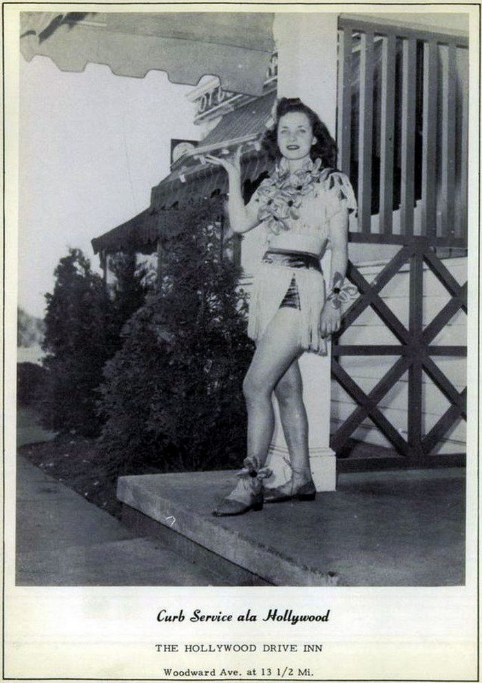 Teds Hollywood Drive Inn - Vintage Yearbook Add Early 1950S (newer photo)